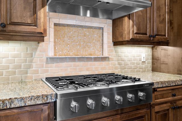 2589 NW Champion Circle, Bend, OR 97703