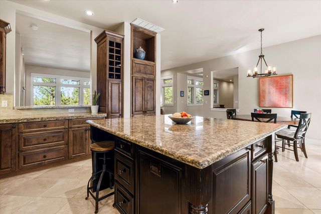 2589 NW Champion Circle, Bend, OR 97703