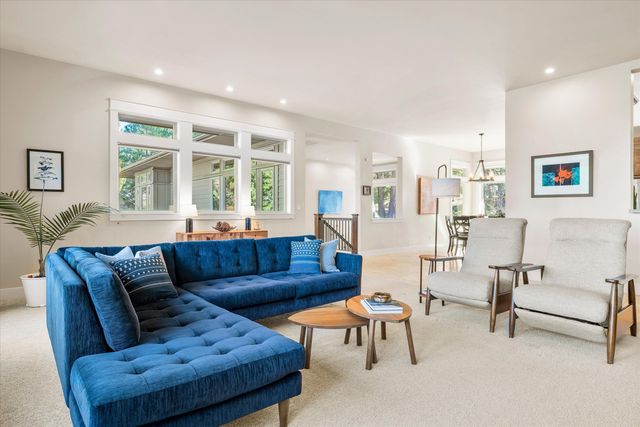 2589 NW Champion Circle, Bend, OR 97703