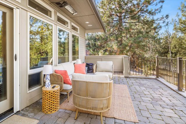 2589 NW Champion Circle, Bend, OR 97703