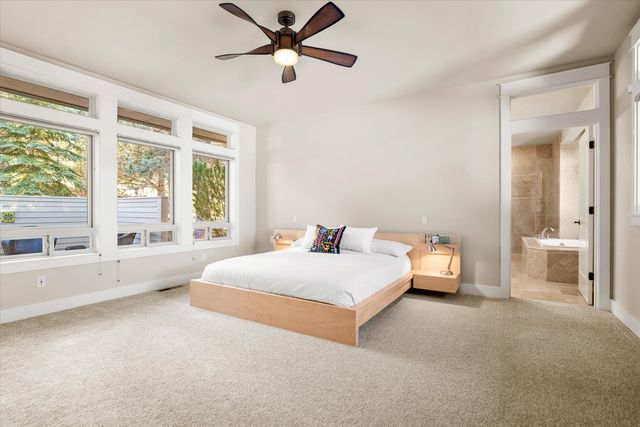 2589 NW Champion Circle, Bend, OR 97703