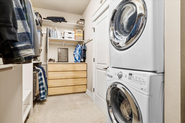 2589 NW Champion Circle, Bend, OR 97703