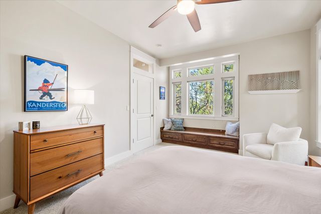 2589 NW Champion Circle, Bend, OR 97703