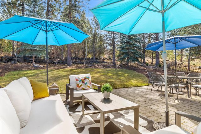 2589 NW Champion Circle, Bend, OR 97703