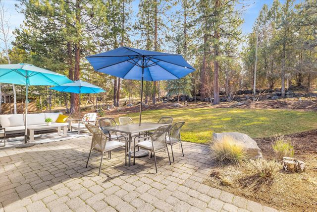 2589 NW Champion Circle, Bend, OR 97703