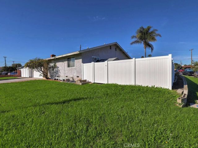 14839 Figueras Rd, La Mirada, CA 90638