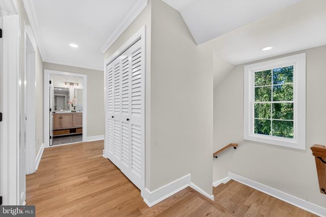 2A VOORHEES AVE, Hopewell, NJ 08525