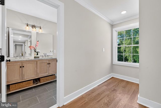 2A VOORHEES AVE, Hopewell, NJ 08525
