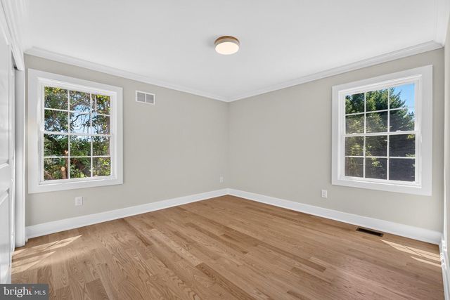 2A VOORHEES AVE, Hopewell, NJ 08525