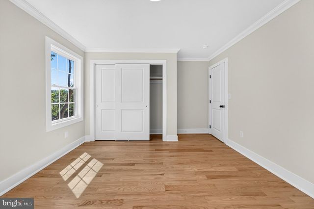 2A VOORHEES AVE, Hopewell, NJ 08525