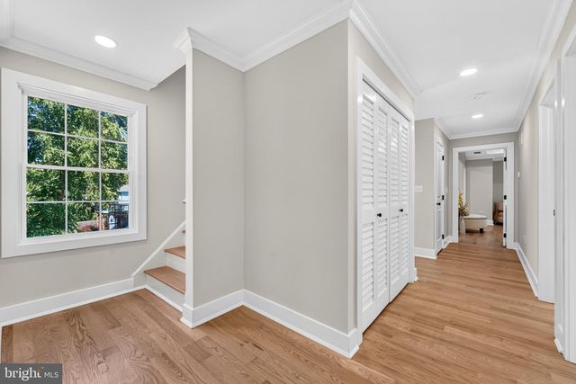 2A VOORHEES AVE, Hopewell, NJ 08525