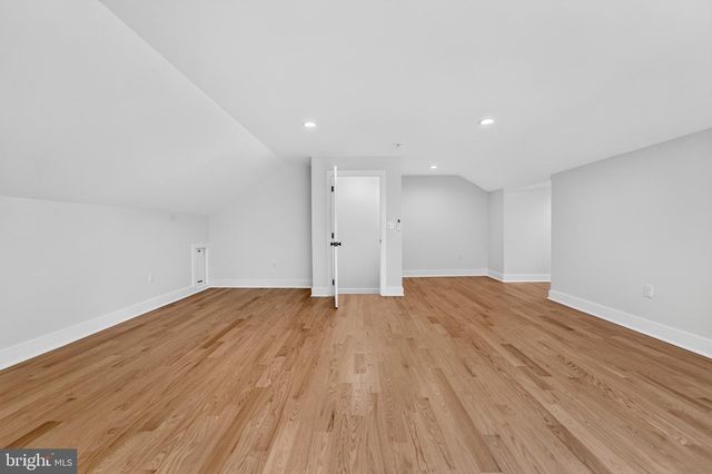 2A VOORHEES AVE, Hopewell, NJ 08525