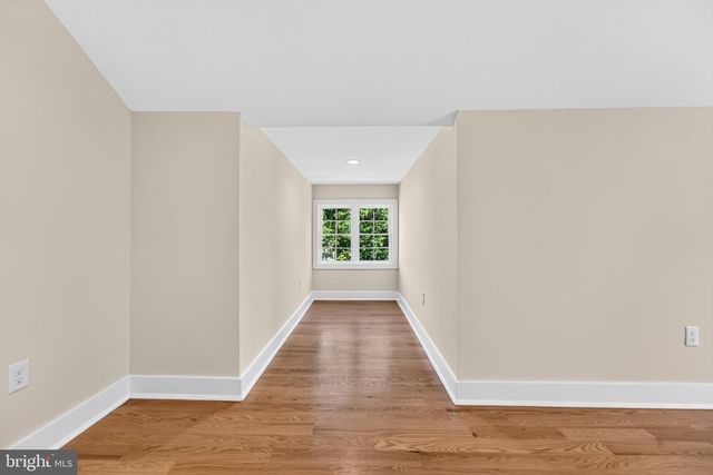 2A VOORHEES AVE, Hopewell, NJ 08525
