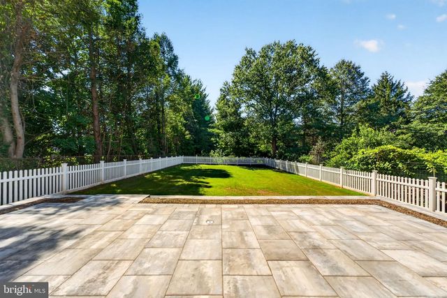 2A VOORHEES AVE, Hopewell, NJ 08525