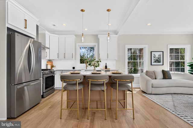 2A VOORHEES AVE, Hopewell, NJ 08525