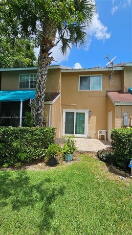 7252 Woodmont Avenue, Tamarac, FL 33321