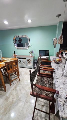 7252 Woodmont Avenue, Tamarac, FL 33321