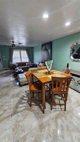 7252 Woodmont Avenue, Tamarac, FL 33321