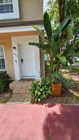 7252 Woodmont Avenue, Tamarac, FL 33321