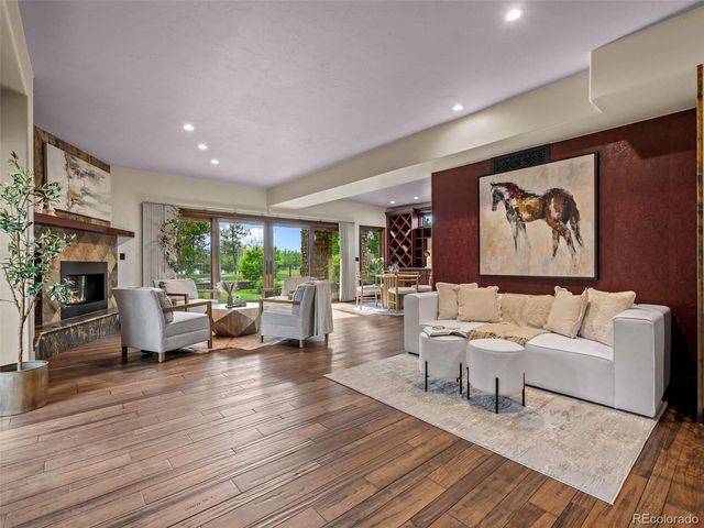 2250 Stuart St, Denver, CO 80212