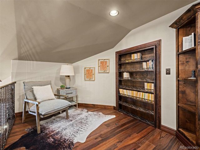 2250 Stuart St, Denver, CO 80212