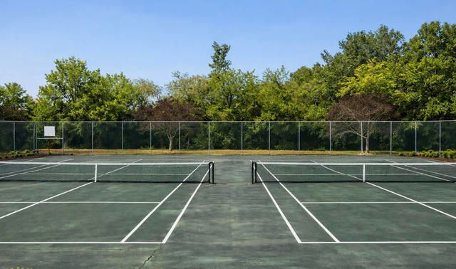 9448 BAY COLONY Drive 3S, Des Plaines, IL 60016