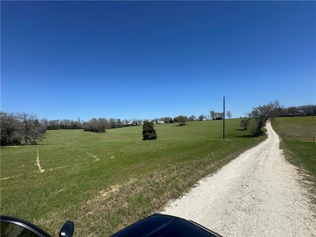 2431 Pr 2010, Centerville, TX 75833