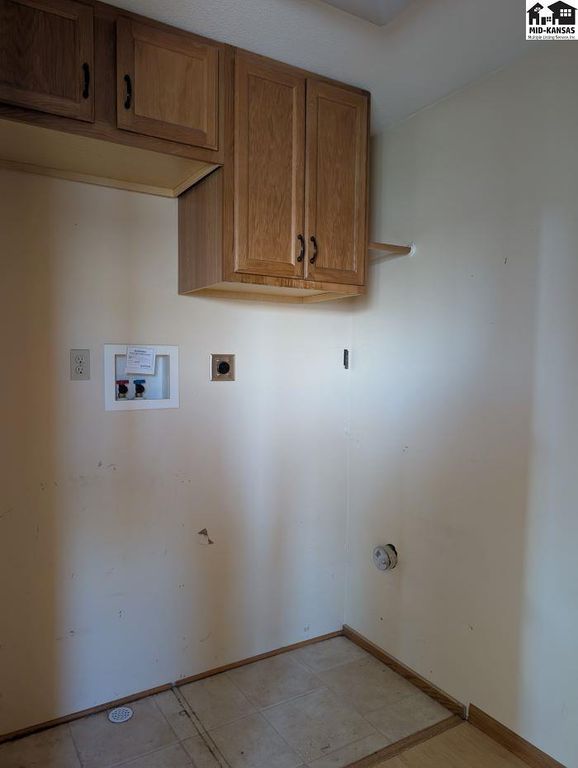 817 S Elm St