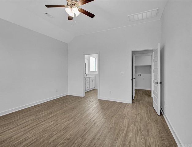 402 Lainey Lane, Maumelle, AR 72113