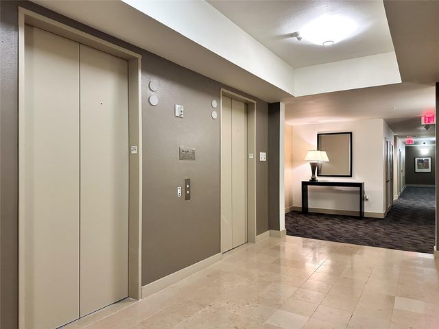 3505 Sage Road 2403, Houston, TX 77056