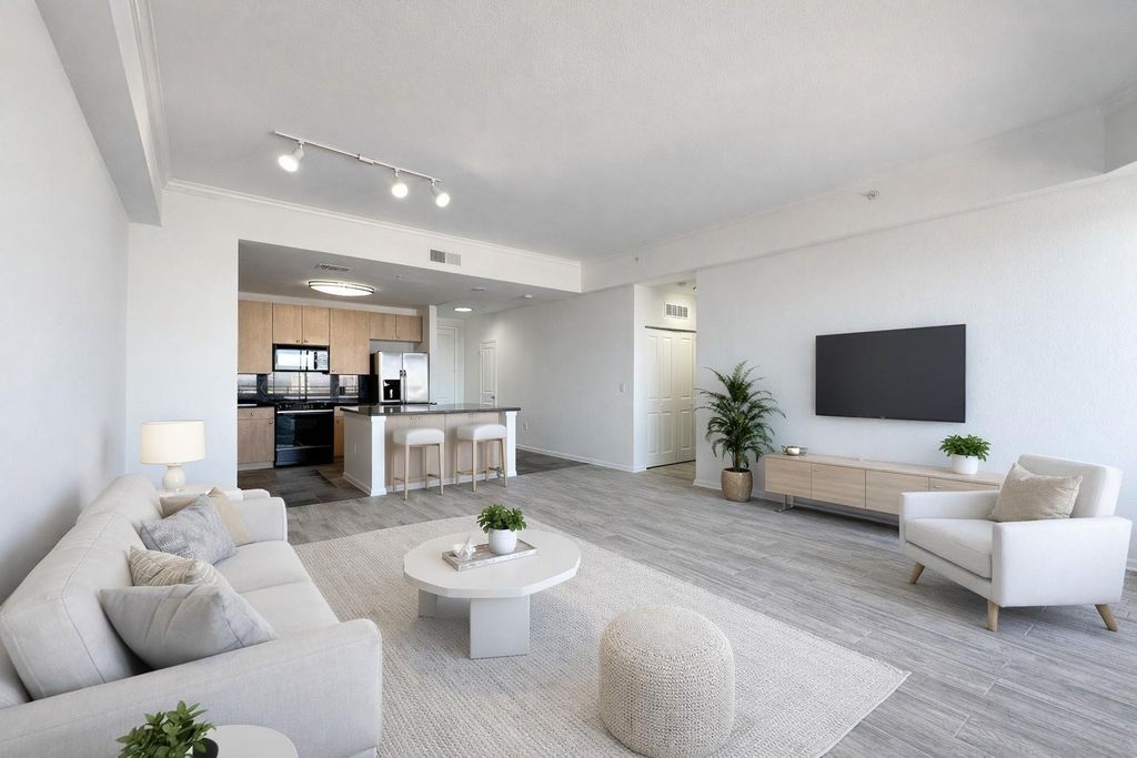 3505 Sage Road 2403, Houston, TX 77056