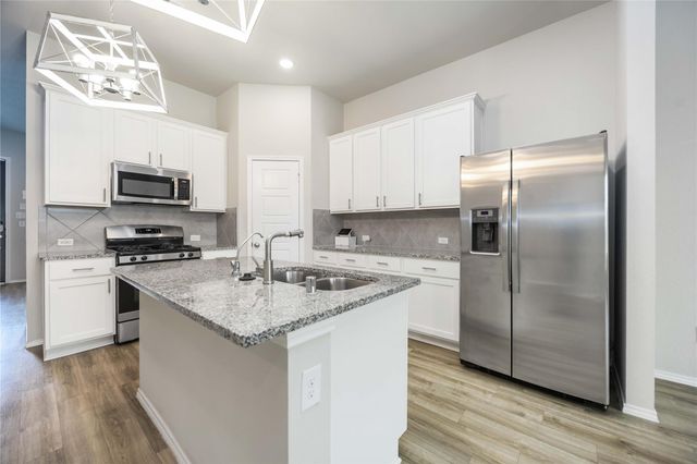 8723 Red Heron Lane, Missouri City, TX 77459