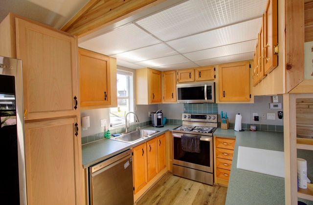 6633 SE 52nd Street, Okeechobee, FL 34974