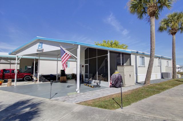 6633 SE 52nd Street, Okeechobee, FL 34974