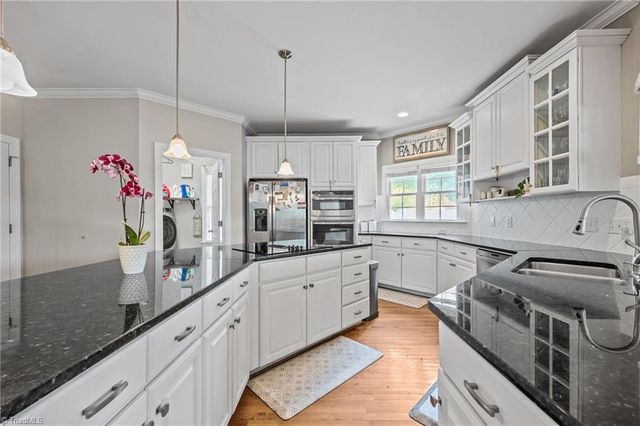 4421 Ashton Oaks Court, High Point, NC 27265