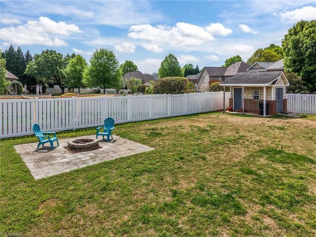 4421 Ashton Oaks Court, High Point, NC 27265