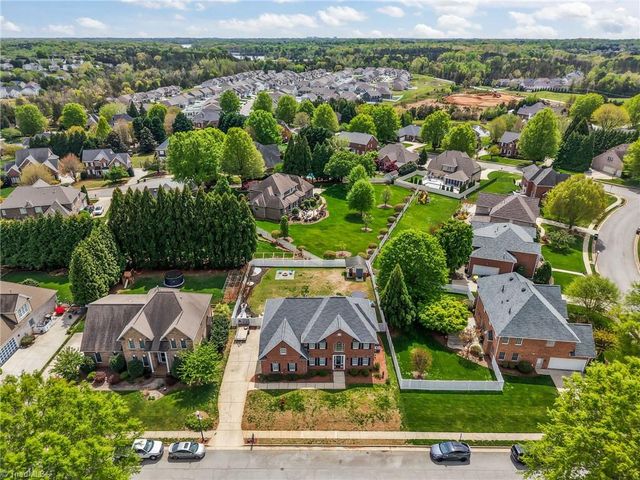 4421 Ashton Oaks Court, High Point, NC 27265