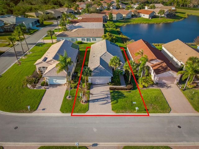 320 NW Treeline Trace, Port St. Lucie, Port St Lucie, FL 34986