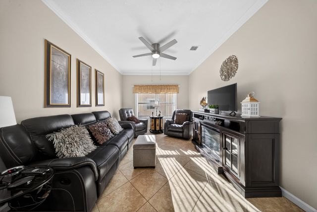 320 NW Treeline Trace, Port St. Lucie, Port St Lucie, FL 34986