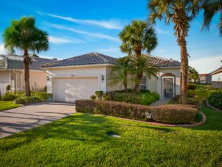 320 NW Treeline Trace, Port St. Lucie, Port St Lucie, FL 34986