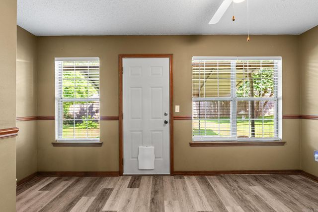 355 Comanche Trail, Conway, AR 72032