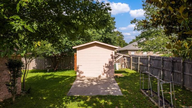355 Comanche Trail, Conway, AR 72032