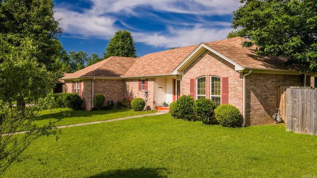 355 Comanche Trail, Conway, AR 72032