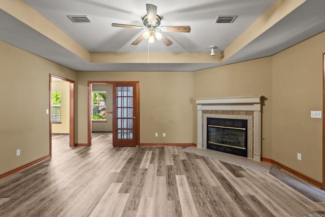 355 Comanche Trail, Conway, AR 72032