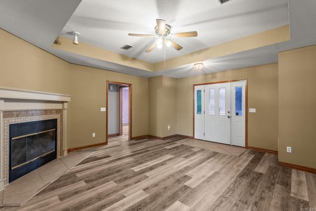 355 Comanche Trail, Conway, AR 72032