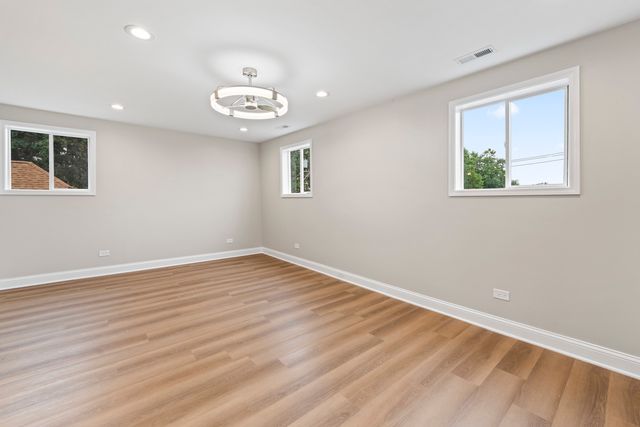 1653 W 92nd Street, Chicago, IL 60620