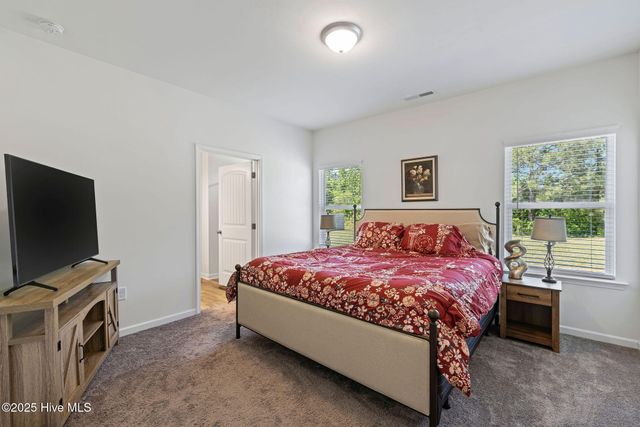 310 Settlers Pointe Drive, Pikeville, NC 27863
