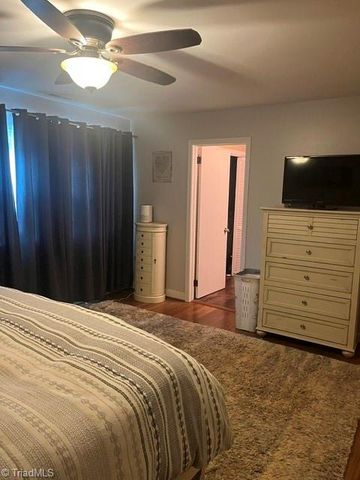 3830 Ranchwood Drive, Clemmons, NC 27012