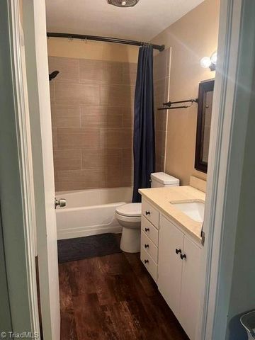 3830 Ranchwood Drive, Clemmons, NC 27012