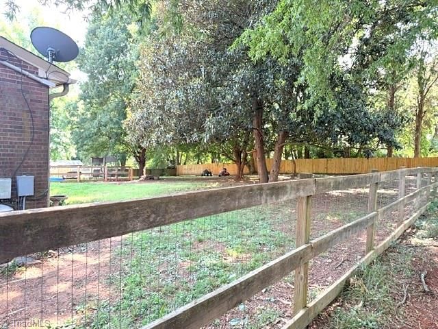 3830 Ranchwood Drive, Clemmons, NC 27012
